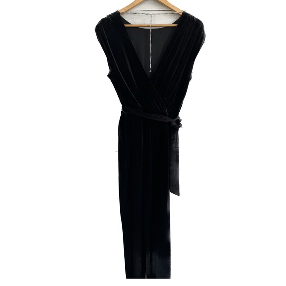 Express | Velvet Open Back Jumpsuit | Size M - Picture 6 of 9